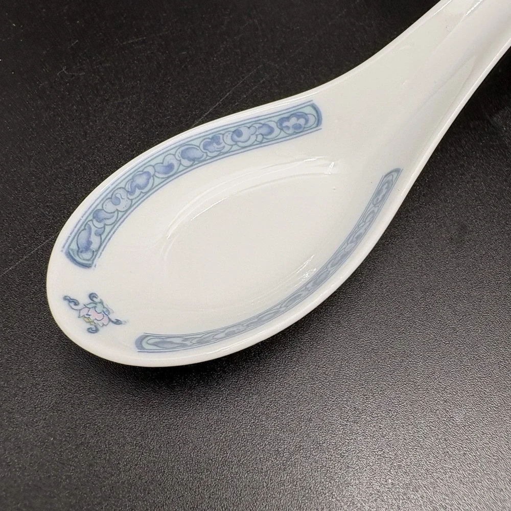 Vintage Chinese Blue Leaf Flower Porcelain Soup‎ Spoons Blue White Set of 4